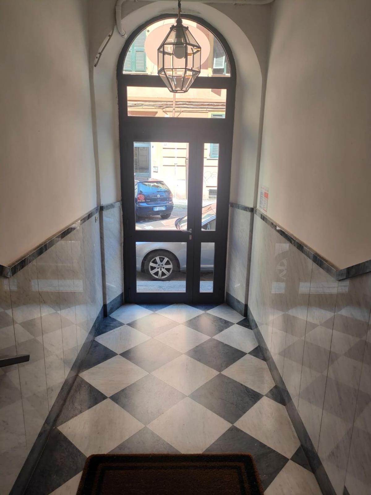 Orizzonte 5 Terre - Via Napoli 85, Stazione Centrale - Centro Storico ลาสเปเซีย ภายนอก รูปภาพ